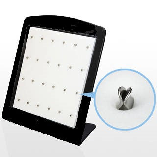Display with 24 vertical clips
